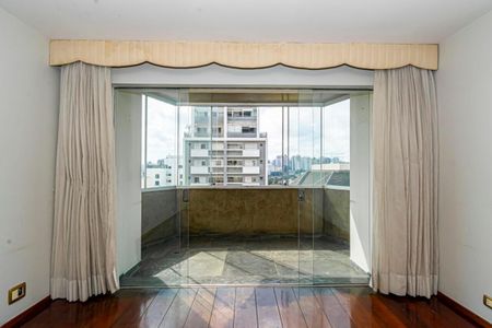 Apartamento para alugar com 3 quartos, 210m² em Brooklin Novo, São Paulo