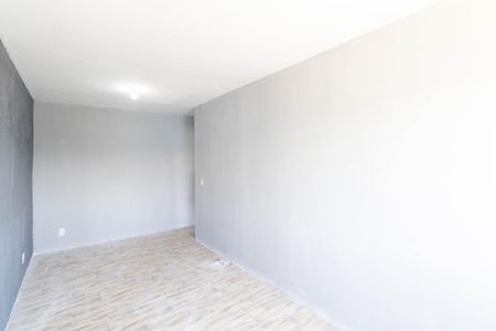 Sala de apartamento para alugar com 2 quartos, 42m² em Inhoaíba, Rio de Janeiro