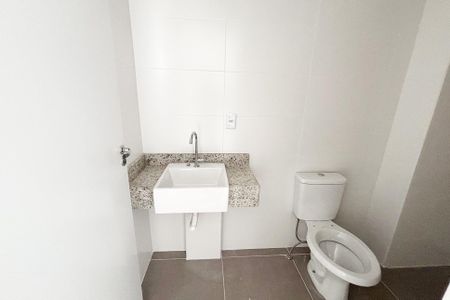 banheiro de kitnet/studio à venda com 1 quarto, 27m² em Jardins, São Paulo