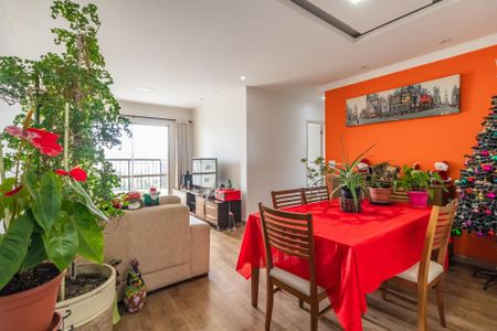 Sala de apartamento para alugar com 3 quartos, 87m² em Jardim Tupanci, Barueri