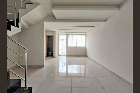 Sala de casa para alugar com 3 quartos, 105m² em Santa Amelia, Belo Horizonte