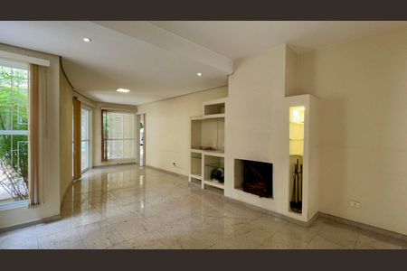 Sala de casa à venda com 4 quartos, 360m² em Vila Madalena, São Paulo