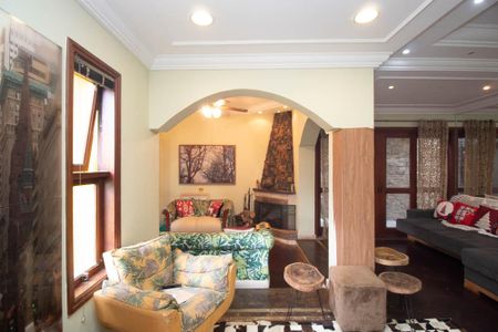 Sala de casa de condomínio para alugar com 4 quartos, 588m² em Vila Albertina, São Paulo