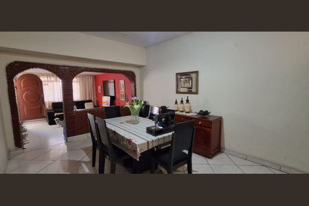 Sala de casa à venda com 3 quartos, 250m² em Rudge Ramos, São Bernardo do Campo