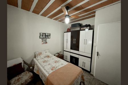Quarto de casa à venda com 2 quartos, 200m² em Conjunto Confisco, Belo Horizonte