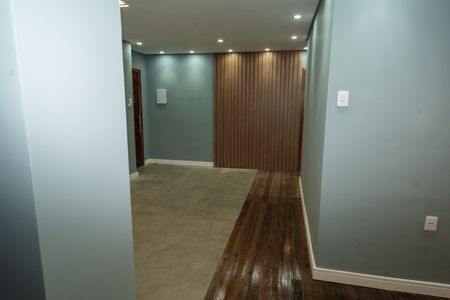 Sala de apartamento para alugar com 3 quartos, 78m² em Floresta, Porto Alegre