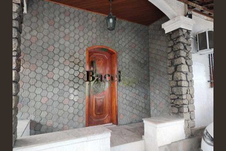 Casa à venda com 3 quartos, 271m² em Rocha, Rio de Janeiro