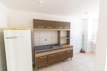 Cozinha de apartamento para alugar com 2 quartos, 52m² em Chapéu do Sol, Porto Alegre