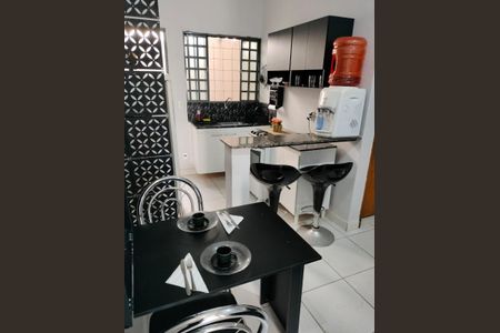 Casa de Condomínio para alugar com 1 quarto, 40m² em Recanto dos Emboabas, Aparecida de Goiânia