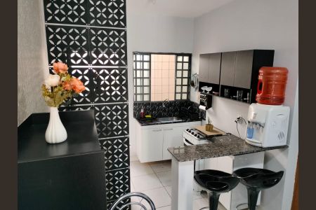 Casa de Condomínio para alugar com 1 quarto, 40m² em Recanto dos Emboabas, Aparecida de Goiânia