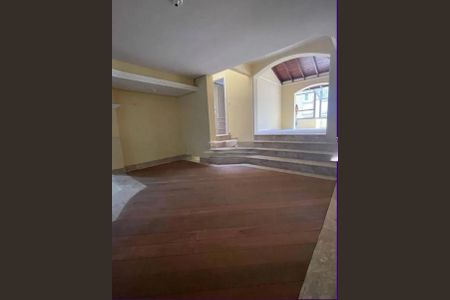 Casa para alugar com 4 quartos, 430m² em Santa Tereza, Porto Alegre