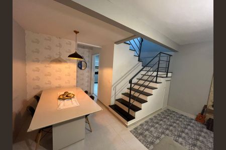 Sala de casa de condomínio à venda com 3 quartos, 120m² em Colônia, Jundiaí