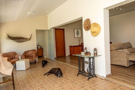 Sala de casa para alugar com 3 quartos, 4m² em Monte Carlo, Americana