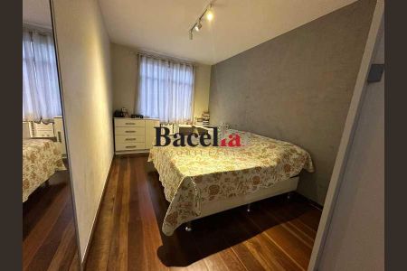 Casa à venda com 4 quartos, 269m² em Gardênia Azul, Rio de Janeiro