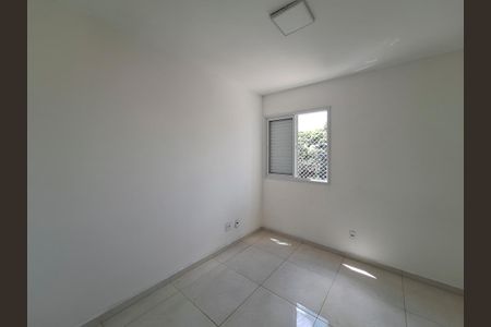 Quarto 1 de apartamento para alugar com 2 quartos, 60m² em Vila Pita, São Paulo