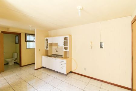 Sala de apartamento para alugar com 2 quartos, 43m² em Olaria, Canoas