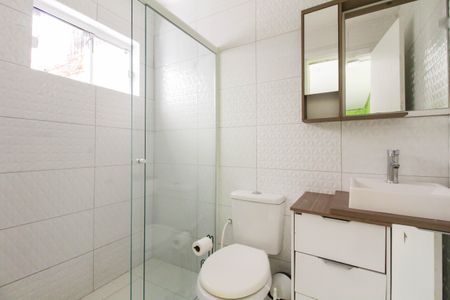 Banheiro de apartamento à venda com 1 quarto, 28m² em Igará, Canoas