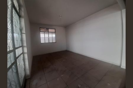 Sala de casa para alugar com 3 quartos, 120m² em Centro, Betim