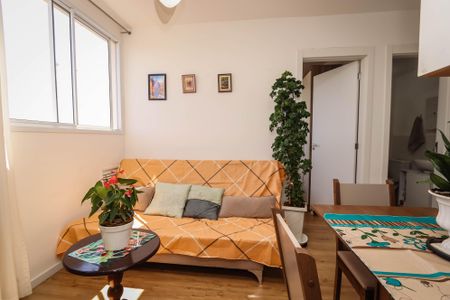 Sala de apartamento para alugar com 2 quartos, 38m² em Jardim Miriam, São Paulo