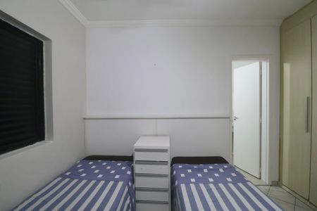Quarto Suíte de apartamento para alugar com 3 quartos, 134m² em V Guaruja, Guarujá