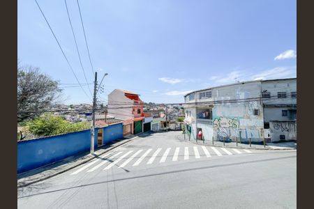 Vista de casa para alugar com 4 quartos, 280m² em Veloso, Osasco