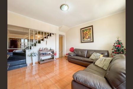 Sala de casa para alugar com 4 quartos, 280m² em Veloso, Osasco