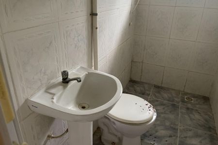 Banheiro de apartamento para alugar com 1 quarto, 101m² em Parque Lafaiete, Duque de Caxias