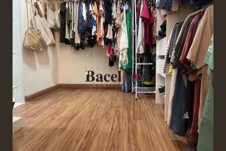 Casa à venda com 4 quartos, 390m² em Grajaú, Rio de Janeiro