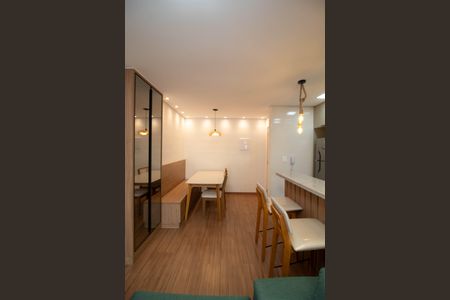 Sala de apartamento à venda com 2 quartos, 68m² em Vila Zanardi, Guarulhos