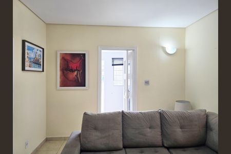 Sala de casa à venda com 3 quartos, 210m² em Vila Herminia, Guarulhos