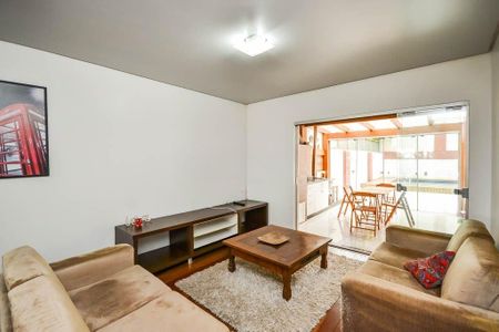 Sala de casa de condomínio para alugar com 4 quartos, 300m² em Espírito Santo, Porto Alegre