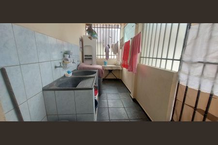 Casa à venda com 3 quartos, 200m² em Bom Jesus, Contagem