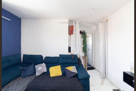 Sala de casa à venda com 3 quartos, 105m² em Vila Verde, São Paulo