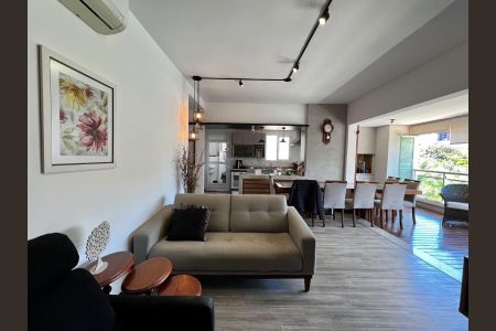 Apartamento à venda com 2 quartos, 255m² em Taquaral, Campinas