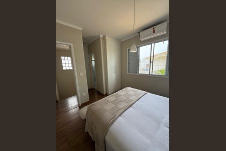 Casa à venda com 3 quartos, 130m² em Nova Campinas, Campinas