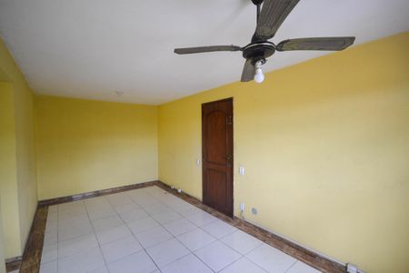Sala de apartamento para alugar com 3 quartos, 100m² em Parque Sao Vicente, Belford Roxo
