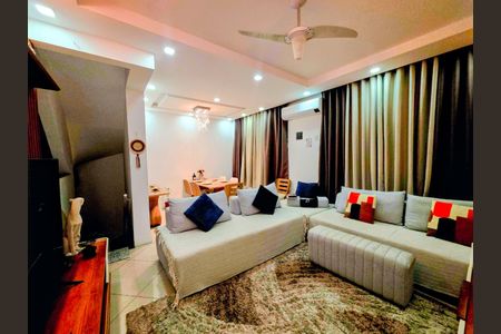 Sala de casa de condomínio para alugar com 4 quartos, 178m² em Vila Isabel, Rio de Janeiro