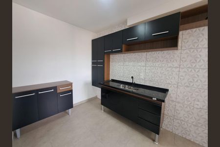 Cozinha de apartamento para alugar com 2 quartos, 52m² em Padroeira, Osasco
