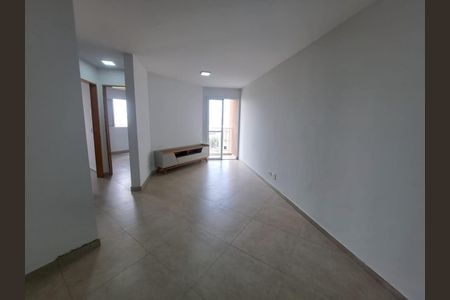 Sala de apartamento para alugar com 2 quartos, 52m² em Padroeira, Osasco