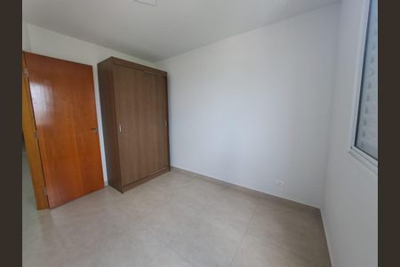 Quarto 1 de apartamento para alugar com 2 quartos, 52m² em Padroeira, Osasco