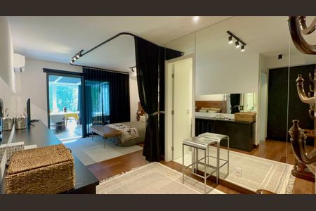 Hall de apartamento para alugar com 1 quarto, 72m² em Vila Madalena, São Paulo