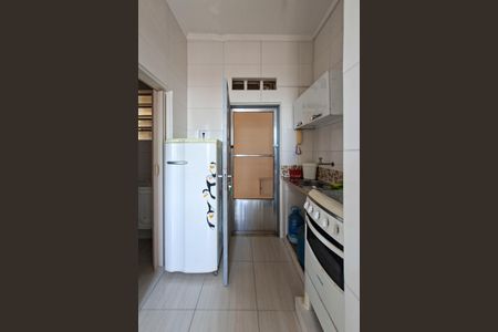 Cozinha de kitnet/studio para alugar com 0 quarto, 28m² em Cidade Ocian, Praia Grande