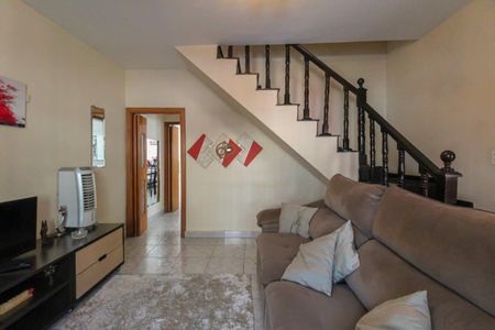 Casa à venda com 3 quartos, 148m² em Parque Novo Lar, São Paulo