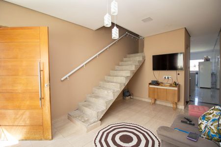 Sala de casa para alugar com 2 quartos, 140m² em Jardim Maristela, São Paulo