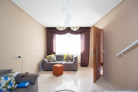 Sala de casa para alugar com 2 quartos, 140m² em Jardim Maristela, São Paulo