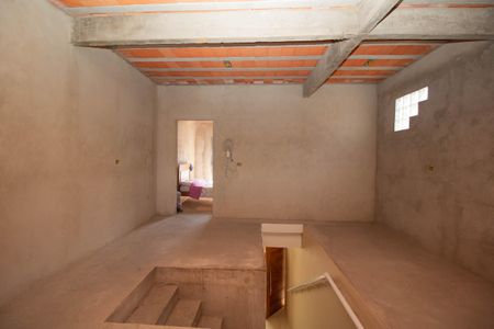 Saleta Entre Quartos de casa para alugar com 2 quartos, 140m² em Jardim Maristela, São Paulo