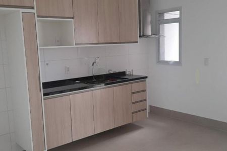 Apartamento à venda com 2 quartos, 67m² em Vila Azevedo, São Paulo