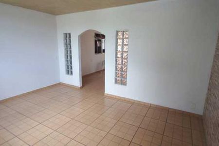 Casa à venda com 4 quartos, 269m² em Rocha Miranda, Rio de Janeiro