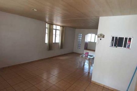 Casa à venda com 4 quartos, 269m² em Rocha Miranda, Rio de Janeiro