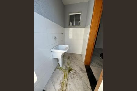 Área de serviço de casa para alugar com 3 quartos, 105m² em Sinimbu, Belo Horizonte